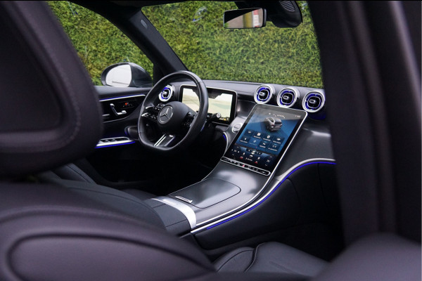 Mercedes-Benz GLC GLC 300 e 4M AMG Line | Achterasbesturing Luchtvering Burmester Trekhaak Memory Distronic