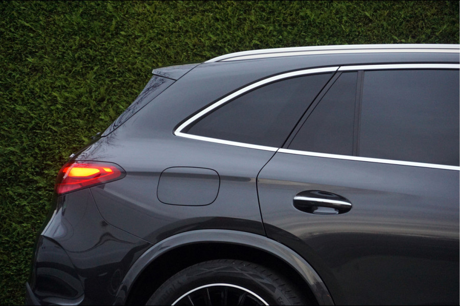 Mercedes-Benz GLC GLC 300 e 4M AMG Line | Achterasbesturing Luchtvering Burmester Trekhaak Memory Distronic