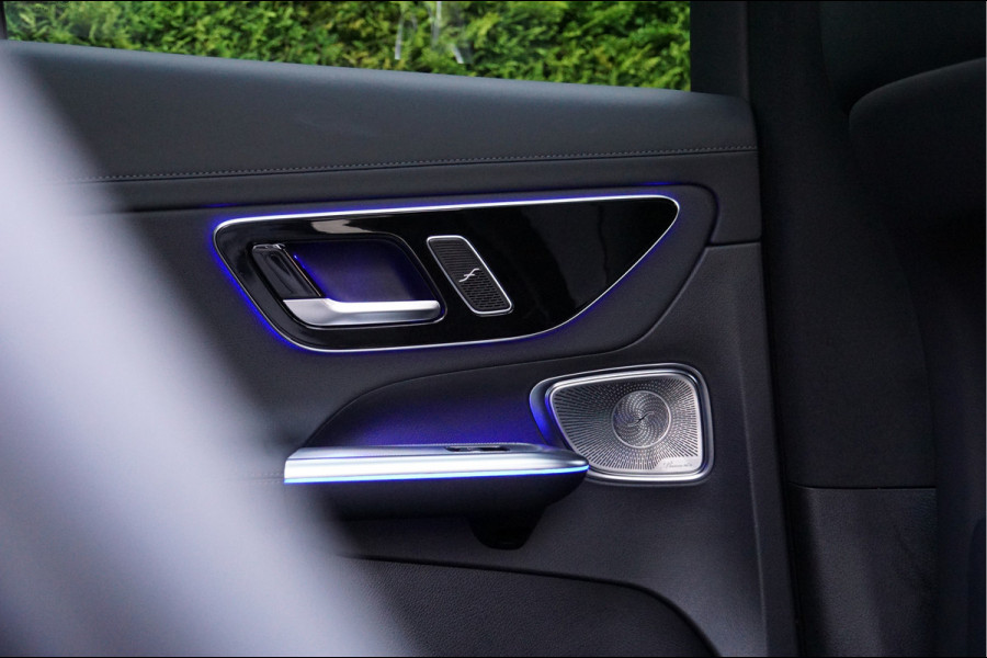 Mercedes-Benz GLC GLC 300 e 4M AMG Line | Achterasbesturing Luchtvering Burmester Trekhaak Memory Distronic