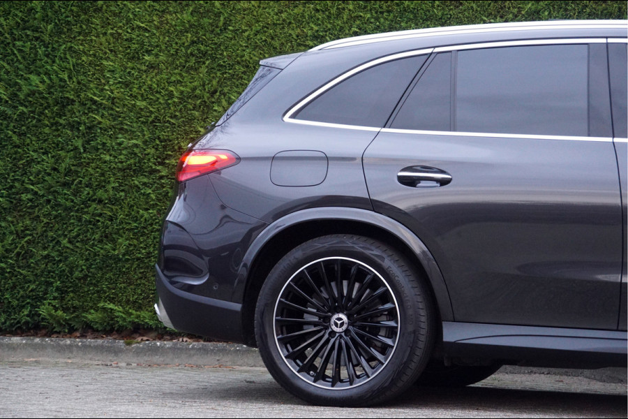 Mercedes-Benz GLC GLC 300 e 4M AMG Line | Achterasbesturing Luchtvering Burmester Trekhaak Memory Distronic