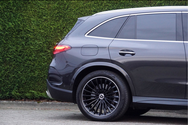Mercedes-Benz GLC GLC 300 e 4M AMG Line | Achterasbesturing Luchtvering Burmester Trekhaak Memory Distronic