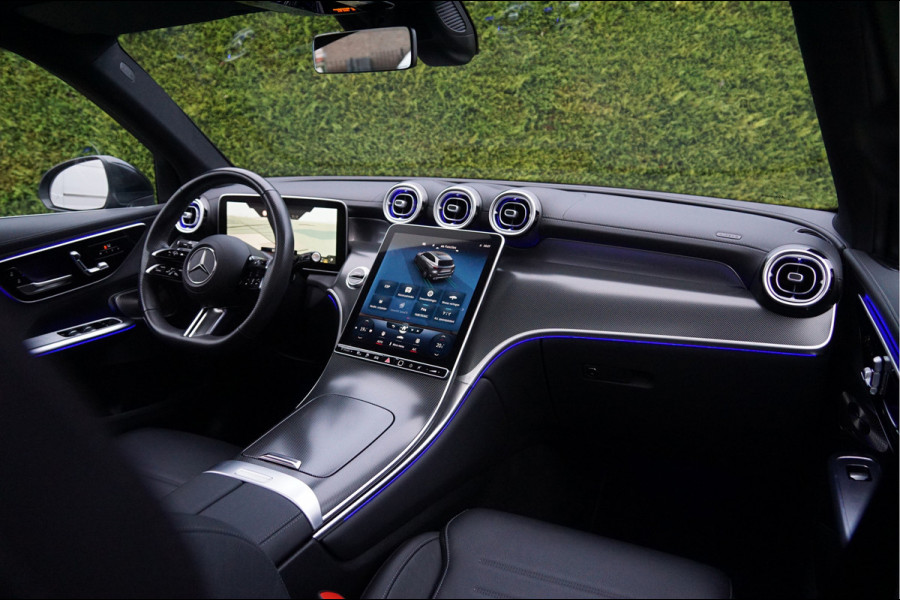 Mercedes-Benz GLC GLC 300 e 4M AMG Line | Achterasbesturing Luchtvering Burmester Trekhaak Memory Distronic