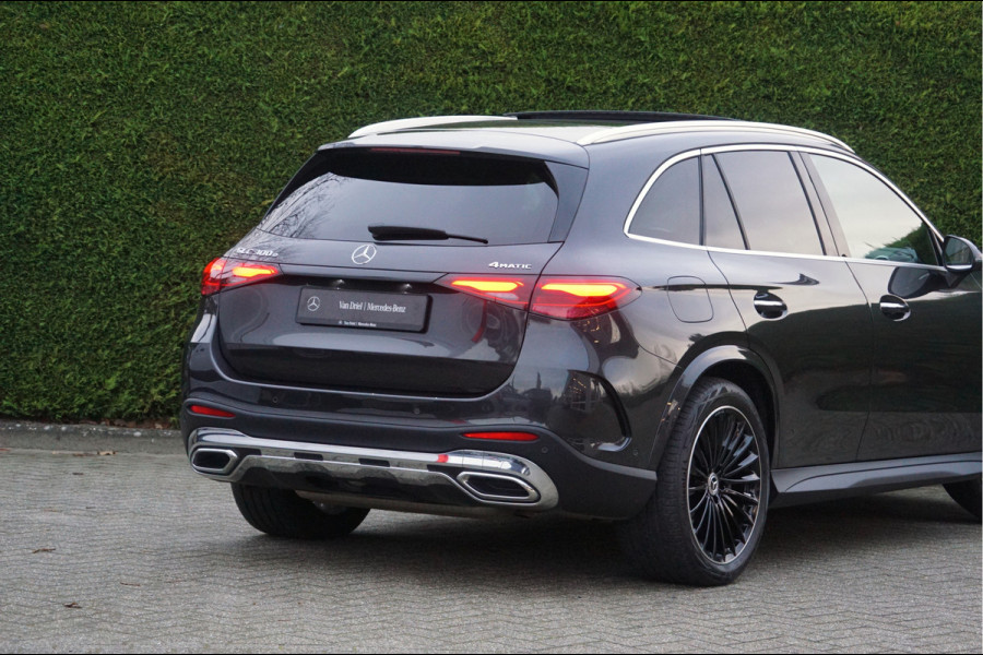 Mercedes-Benz GLC GLC 300 e 4M AMG Line | Achterasbesturing Luchtvering Burmester Trekhaak Memory Distronic
