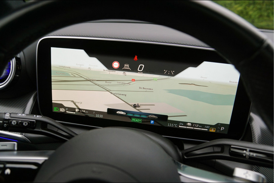 Mercedes-Benz GLC GLC 300 e 4M AMG Line | Achterasbesturing Luchtvering Burmester Trekhaak Memory Distronic