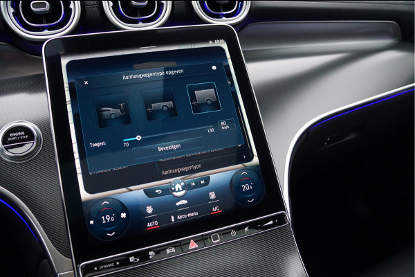 Mercedes-Benz GLC GLC 300 e 4M AMG Line | Achterasbesturing Luchtvering Burmester Trekhaak Memory Distronic