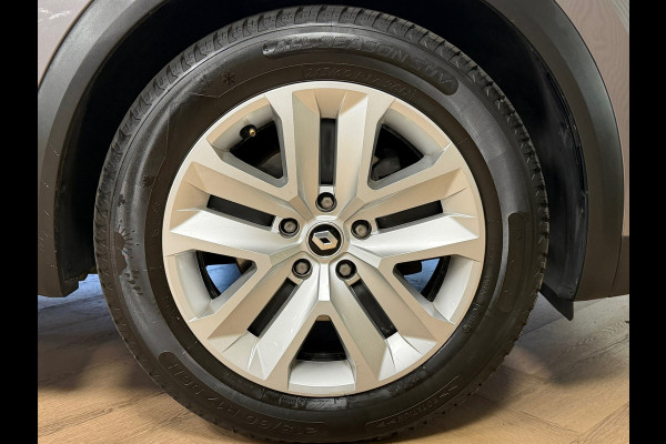 Renault Captur 1.6 E-Tech full hybrid 145 evolution AUT. CAMERA PARKEERSENSOREN VOOR EN ACHTER CRUISE CONTROL LANE ASSIST NAVI