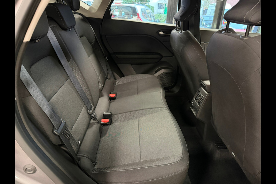 Renault Captur 1.6 E-Tech full hybrid 145 evolution AUT. CAMERA PARKEERSENSOREN VOOR EN ACHTER CRUISE CONTROL LANE ASSIST NAVI