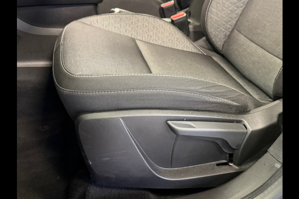 Renault Captur 1.6 E-Tech full hybrid 145 evolution AUT. CAMERA PARKEERSENSOREN VOOR EN ACHTER CRUISE CONTROL LANE ASSIST NAVI