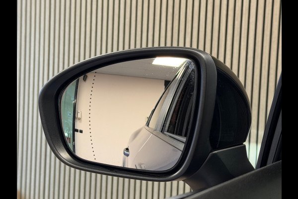 Renault Captur 1.6 E-Tech full hybrid 145 evolution AUT. CAMERA PARKEERSENSOREN VOOR EN ACHTER CRUISE CONTROL LANE ASSIST NAVI