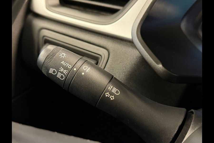 Renault Captur 1.6 E-Tech full hybrid 145 evolution AUT. CAMERA PARKEERSENSOREN VOOR EN ACHTER CRUISE CONTROL LANE ASSIST NAVI