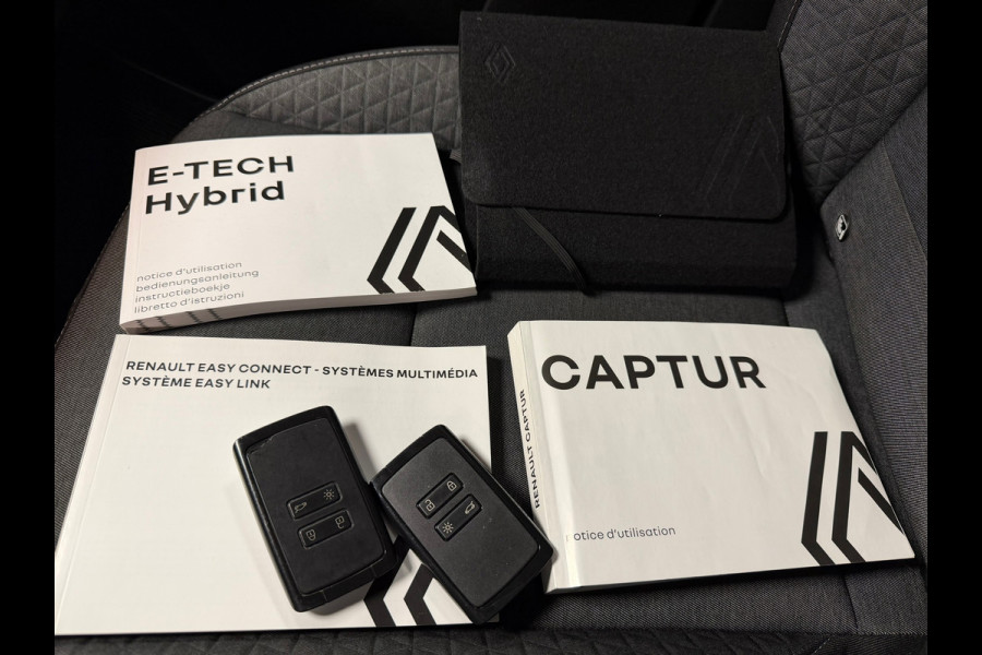 Renault Captur 1.6 E-Tech full hybrid 145 evolution AUT. CAMERA PARKEERSENSOREN VOOR EN ACHTER CRUISE CONTROL LANE ASSIST NAVI