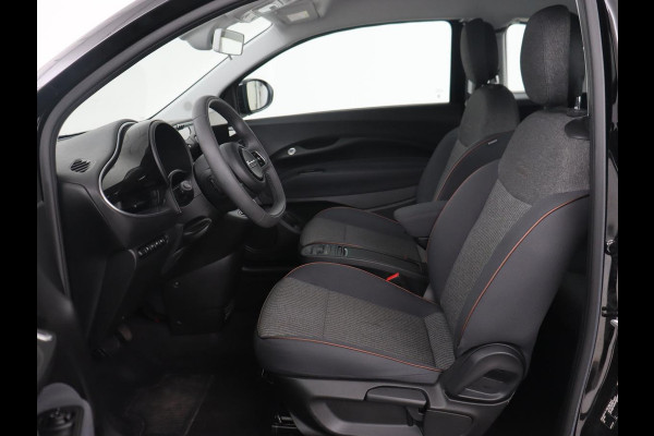 Fiat 500 3+1 Icon 42kWh | 3 Fase | Stoelverwarming | Camera | Carplay | Navigatie | Cruise control | Climate control | Bluetooth