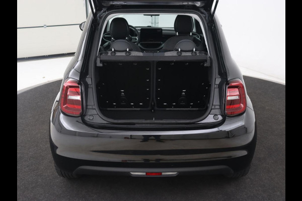 Fiat 500 3+1 Icon 42kWh | 3 Fase | Stoelverwarming | Camera | Carplay | Navigatie | Cruise control | Climate control | Bluetooth