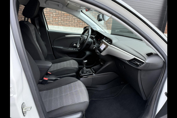 Opel Corsa 1.2 Edition / 100 PK / NAVI + Camera / ALL-Season / 1e Eigenaar / Premium Pack-Edition / Zicht & Licht Pakket =