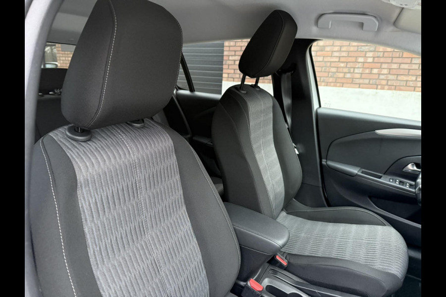 Opel Corsa 1.2 Edition / 100 PK / NAVI + Camera / ALL-Season / 1e Eigenaar / Premium Pack-Edition / Zicht & Licht Pakket =