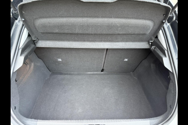 Opel Corsa 1.2 Edition / 100 PK / NAVI + Camera / ALL-Season / 1e Eigenaar / Premium Pack-Edition / Zicht & Licht Pakket =