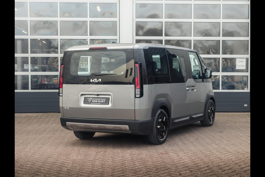 Kia PV5 Passenger Elite 71.2 kWh | Clima | Camera | Adapt. Cruise | BSM | Navi | PDC V&A | Stoel&Stuur Verwarming | Twee schuifdeuren | Priv. glass | 5-Zits