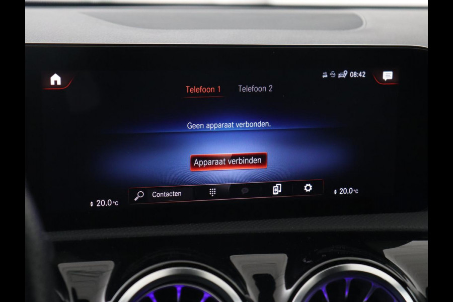 Mercedes-Benz A-Klasse 250e AMG Limited | Carplay | Stoelverwarming | Camera | Leder/Alcantara | Sfeerverlichting | Navigatie | Park Assist | Full LED | DAB | Widescreen | Climate control | PHEV | Plug In