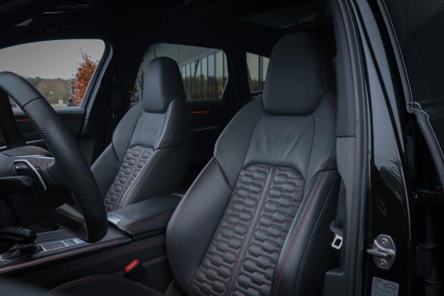 Audi A6 Avant RS 6 TFSI quattro | KERAMISCH | ACHTERASBESTURING | ADAPTIVE CRUISE | 360 CAMERA | TREKHAAK | SFEERVERLICHTING | CARBON IN