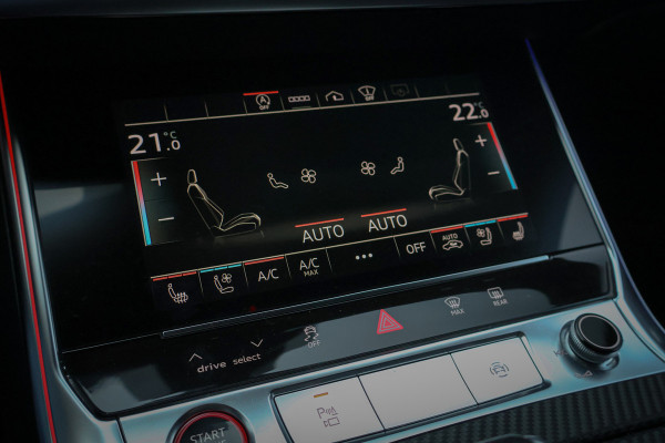 Audi A6 Avant RS 6 TFSI quattro | KERAMISCH | ACHTERASBESTURING | ADAPTIVE CRUISE | 360 CAMERA | TREKHAAK | SFEERVERLICHTING | CARBON IN