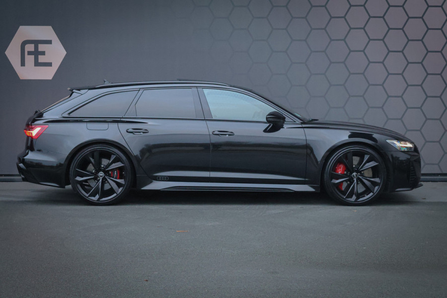 Audi A6 Avant RS 6 TFSI quattro | KERAMISCH | ACHTERASBESTURING | ADAPTIVE CRUISE | 360 CAMERA | TREKHAAK | SFEERVERLICHTING | CARBON IN