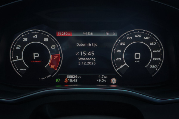 Audi A6 Avant RS 6 TFSI quattro | KERAMISCH | ACHTERASBESTURING | ADAPTIVE CRUISE | 360 CAMERA | TREKHAAK | SFEERVERLICHTING | CARBON IN