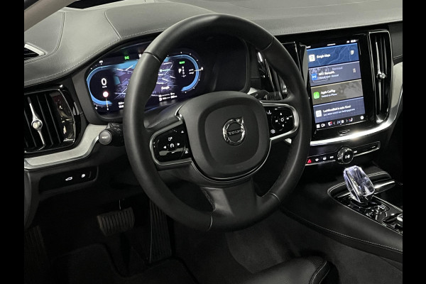 Volvo S60 2.0 T8 AWD Ultimate Dark Massage | Open dak | Bowers & Wilkins | Adapt. cruise | Stoelventilatie /-verwarming | Head-up | *455 PK*