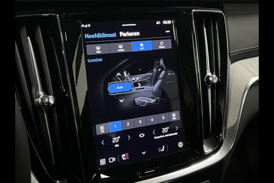 Volvo S60 2.0 T8 AWD Ultimate Dark Massage | Open dak | Bowers & Wilkins | Adapt. cruise | Stoelventilatie /-verwarming | Head-up | *455 PK*