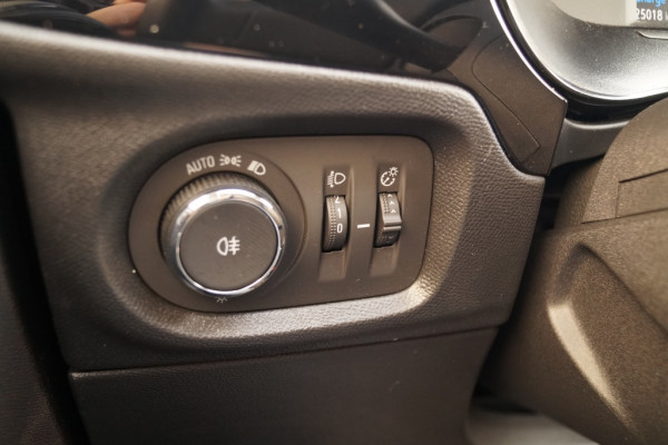 Opel CORSA-E Edition 50kWh Automaat -CARPLAY-ECC-CRUISE-