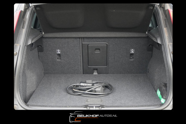 Volvo XC40 Recharge P8 AWD R-Design Lederen stoelen Carplay