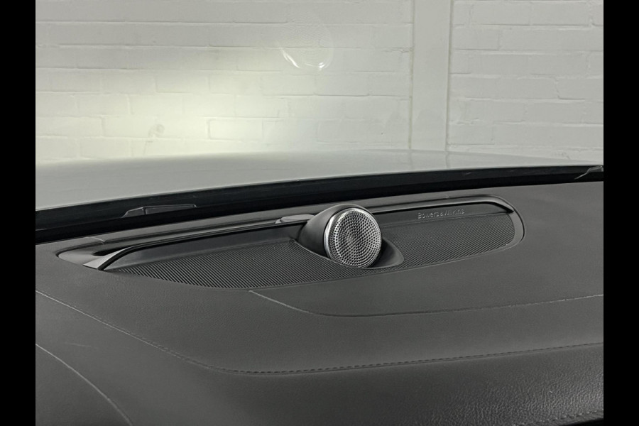 Volvo S60 T8 AWD Ultimate Dark Massage | Open dak | Bowers & Wilkins | Adapt. cruise | Stoelventilatie /-verwarming | Head-up | *455 PK*