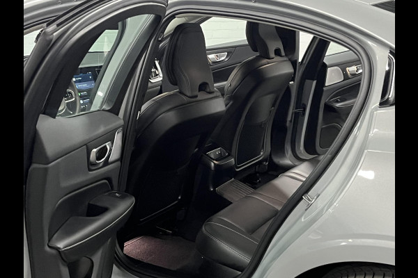 Volvo S60 T8 AWD Ultimate Dark Massage | Open dak | Bowers & Wilkins | Adapt. cruise | Stoelventilatie /-verwarming | Head-up | *455 PK*
