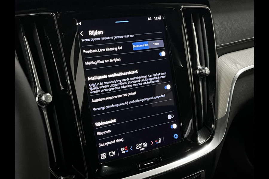 Volvo S60 T8 AWD Ultimate Dark Massage | Open dak | Bowers & Wilkins | Adapt. cruise | Stoelventilatie /-verwarming | Head-up | *455 PK*