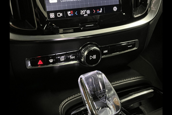 Volvo S60 T8 AWD Ultimate Dark Massage | Open dak | Bowers & Wilkins | Adapt. cruise | Stoelventilatie /-verwarming | Head-up | *455 PK*