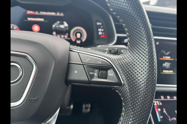 Audi Q8 55 TFSI quattro S Line 340 PK Pano Leder Camera Trekhaak