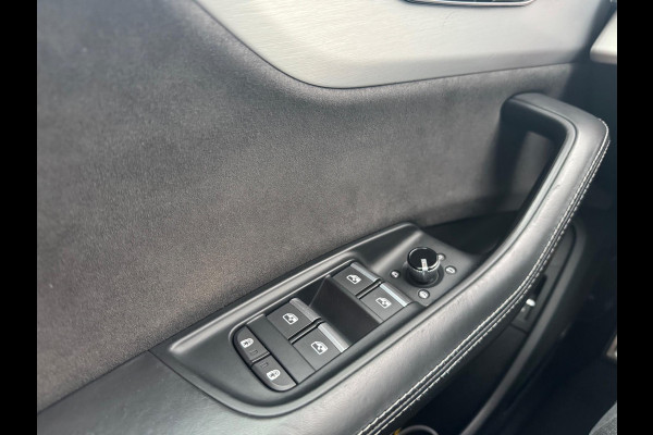 Audi Q8 55 TFSI quattro S Line 340 PK Pano Leder Camera Trekhaak