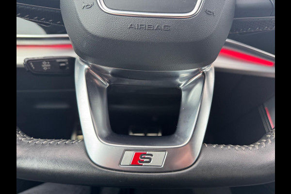 Audi Q8 55 TFSI quattro S Line 340 PK Pano Leder Camera Trekhaak