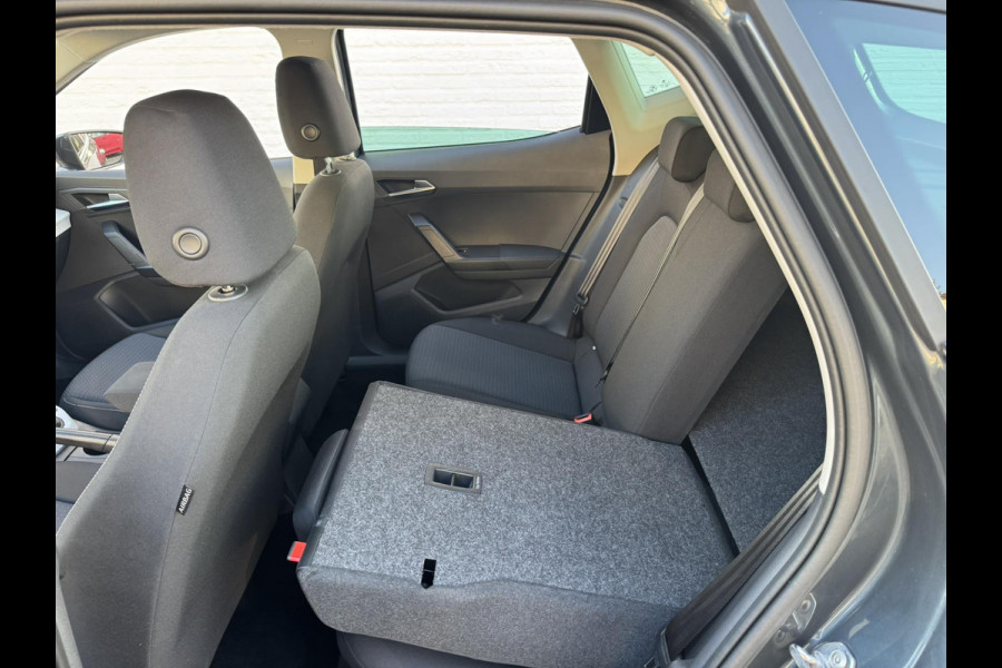 Seat Arona 1.0 TSI Style Business Intense Pdc Carplay DAB radio Clima Led Cruise