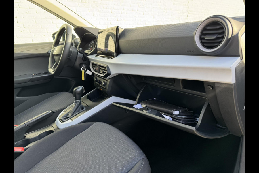 Seat Arona 1.0 TSI Style Business Intense Pdc Carplay DAB radio Clima Led Cruise