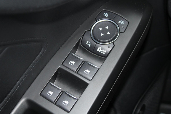 Ford Focus 1.0 EcoBoost Hybrid Active X Business 155pk | Winter Pack | Bang&Olufsen | 10-weg stoel | Adaptive LED | Privacy glass