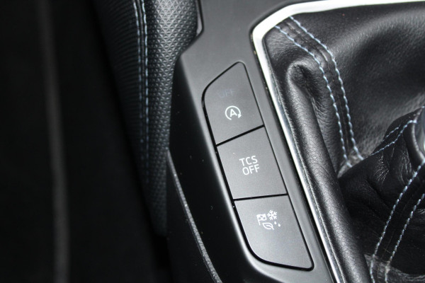 Ford Focus 1.0 EcoBoost Hybrid Active X Business 155pk | Winter Pack | Bang&Olufsen | 10-weg stoel | Adaptive LED | Privacy glass