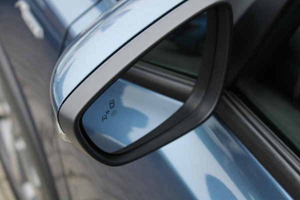 Ford Focus 1.0 EcoBoost Hybrid Active X Business 155pk | Winter Pack | Bang&Olufsen | 10-weg stoel | Adaptive LED | Privacy glass