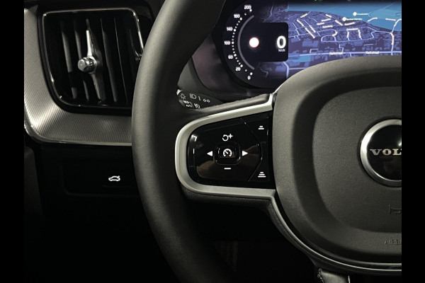 Volvo XC60 T8 Ultra Black Edition *455Pk* | Luchtvering | Open dak | Massage | Bowers & Wilkins | Trekhaak | Adapt. cruise control