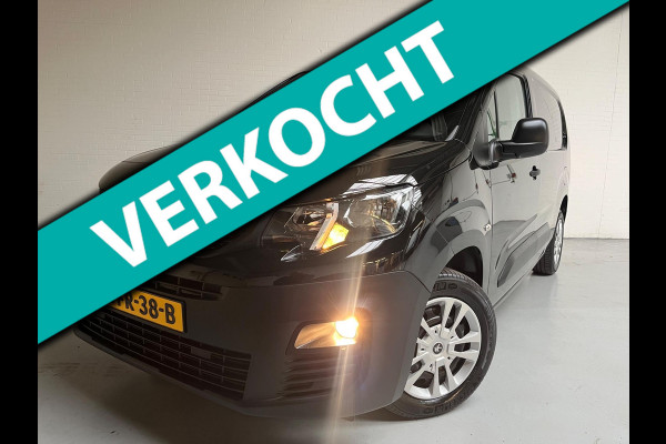 Peugeot Partner BENZINE! L2H1 1.2 PureTech 110PK Premium Long, Airco, CruiseControl, Kleur Zwart, Trekhaak, RIJKLAARPRIJS!