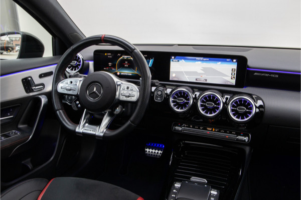Mercedes-Benz A-Klasse AMG 35 4MATIC Premium Plus, Pano, Performance Seats, Aerodynamica-pack, Nightpack, Vol