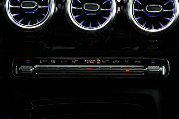 Mercedes-Benz A-Klasse AMG 35 4MATIC Premium Plus, Pano, Performance Seats, Aerodynamica-pack, Nightpack, Vol