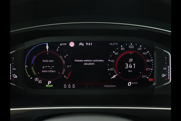 Volkswagen Tiguan 1.4 TSI eHybrid R Line | Matrix LED | Camera | Carplay | Adaptive cruise | 19'' | Navigatie | Park Assist | Virtual Cockpit | Climate control | DAB | Getint glas