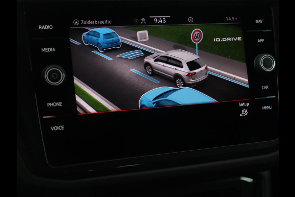 Volkswagen Tiguan 1.4 TSI eHybrid R Line | Matrix LED | Camera | Carplay | Adaptive cruise | 19'' | Navigatie | Park Assist | Virtual Cockpit | Climate control | DAB | Getint glas
