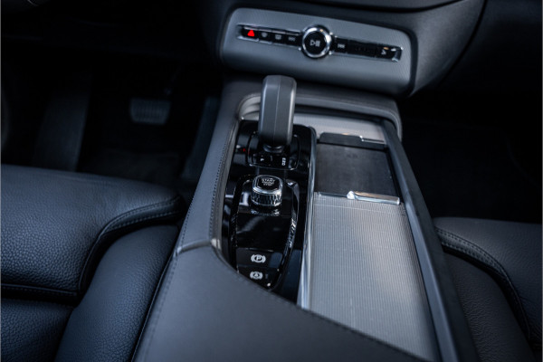 Volvo XC90 2.0 T8 Recharge AWD Plus Bright - Panorama | H&K | Memory | 360 Camera | ACC