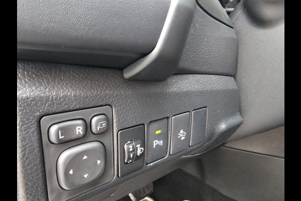 Toyota Auris Touring Sports 1.8 Hybrid Dynamic | Automaat | Navi | Cruise | Camera | LMV | Keyless |